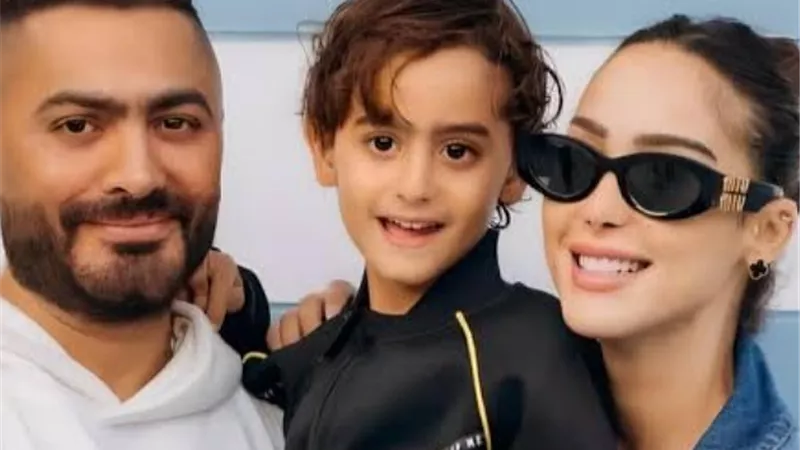 تامر حسني يشكر الأطباء