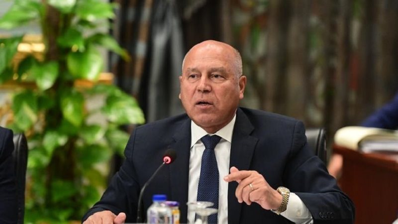 الفريق كامل الوزير،