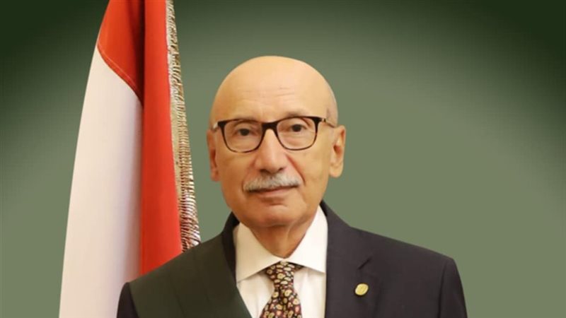 من هو رئيس محكمة