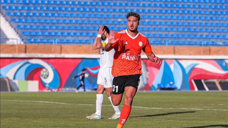 أحمد شريف مهاجم فاركو