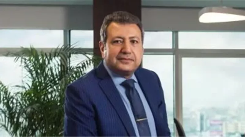 النائب طارق شكري،