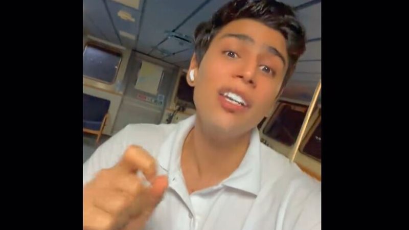 ماذا يحدث في البحر