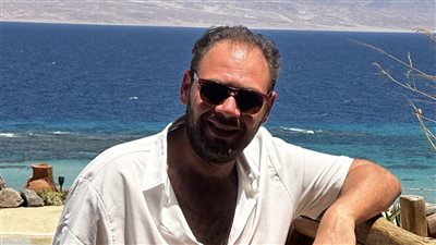 محمد علي رزق يعلق على تعطل الفيزا: 