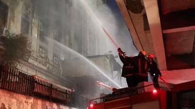 وفاة 4 أشخاص في حريق سنترال رمسيس، اعرف التفاصيل