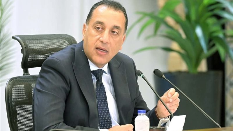 مدبولي يتفقد سنترال