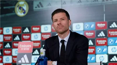 تشابي ألونسو يبرر رباعية باريس بالأخطاء فردية