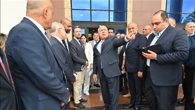 محطة الركاب السياحية بميناء الإسكندرية، توجيهات عاجلة من الفريق كامل الوزير (تفاصيل)