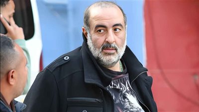 8 نجوم تغيبوا عن الوداع الأخير في جنازة المخرج الراحل سامح عبدالعزيز