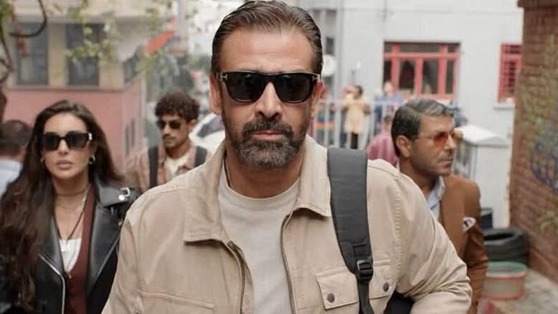 فيلم المشروع X يحقق