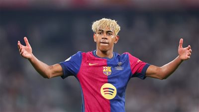 لامين يامال يحتفل بعيد ميلاده الـ18 ويعد جماهير برشلونة بإعادة دوري الأبطال