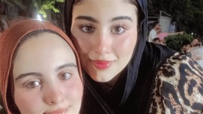 الأيام المصرية يهنئ الطالبة ملك ماجد لحصولها على 94% في الثانوية الفنية 