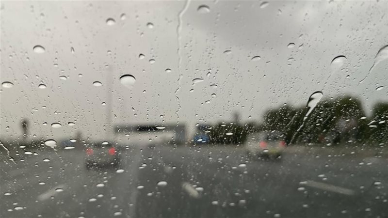 أمطار رعدية تضرب