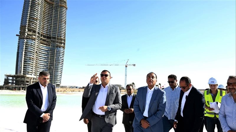 رئيس الوزراء يتفقد