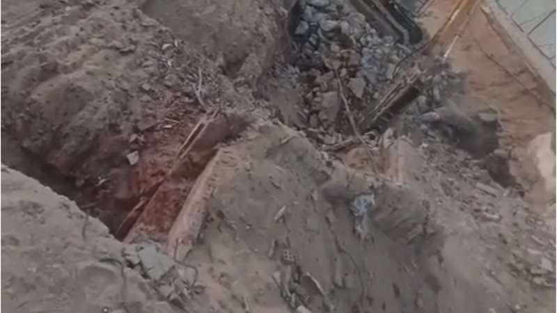 حقيقة قيام لودر بالهدم