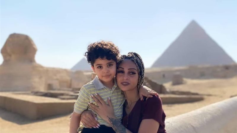 نجل سفاح التجمع ووالدته