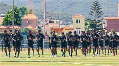 الأهلي يستعد لمواجهة الملعب التونسي في أولى مبارياته الودية في تونس 