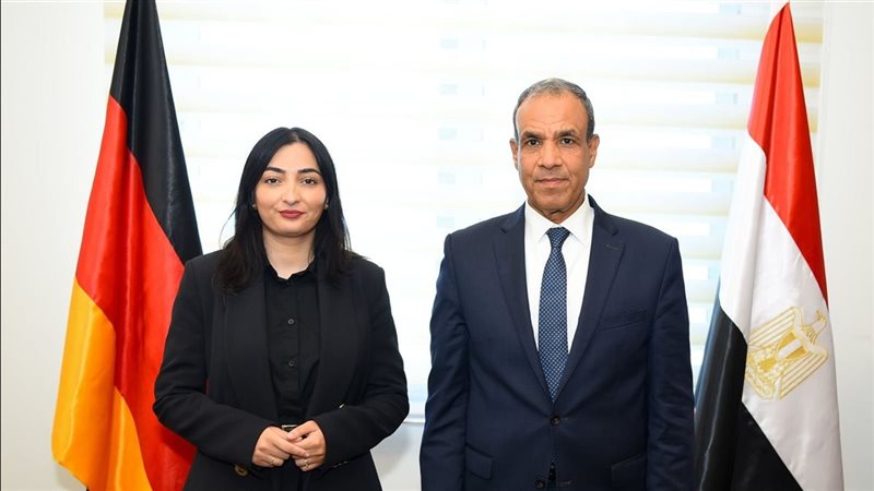 وزير الخارجية ونظيرته