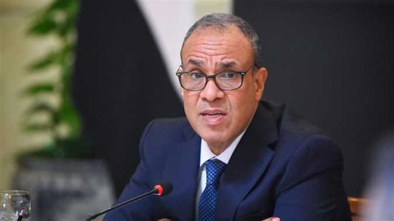 الدكتور بدر عبد العاطي