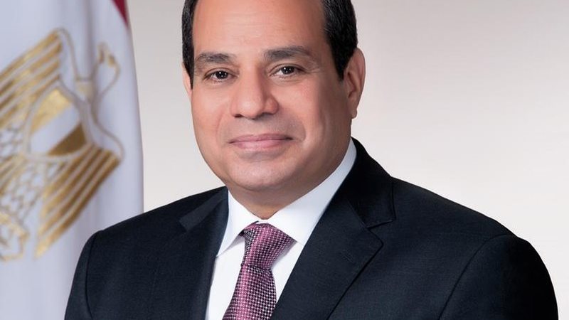 القوات المسلحة تهنئ