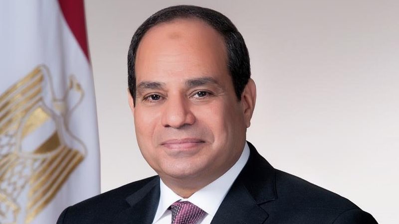وزير الداخلية يهنيء