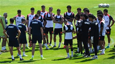 نجم الأهلي السابق: الزمالك يصنع فريق للسيطرة على البطولات لمدة 10 سنوات مقبلة