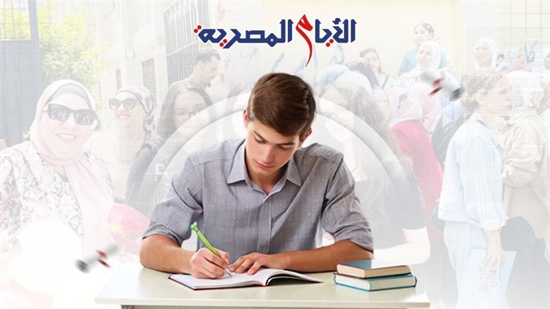 ظهرت الأن، أوائل