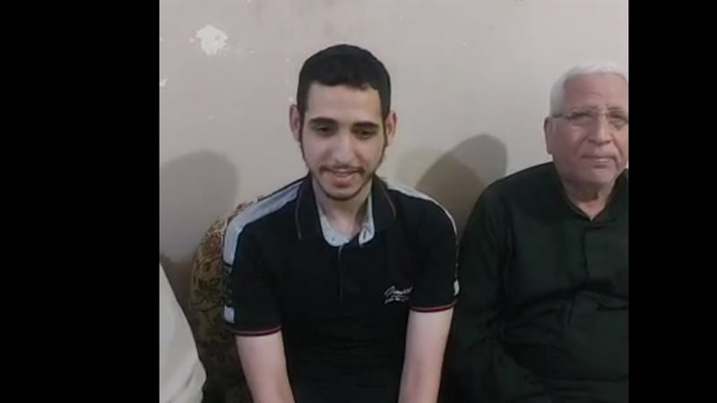 الطالب يوسف سامي