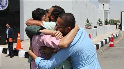 المفرج عنهم بالعفو الرئاسي بمناسبة 23 يوليو تشمل 1056 نزيلاً يغادرون مراكز الإصلاح 