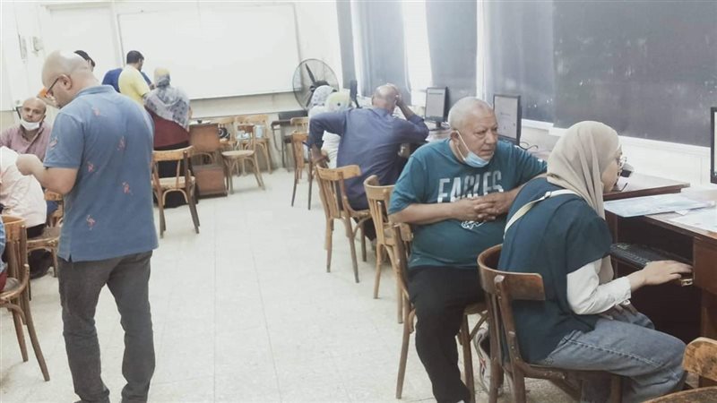 مصاريف جامعة شرق