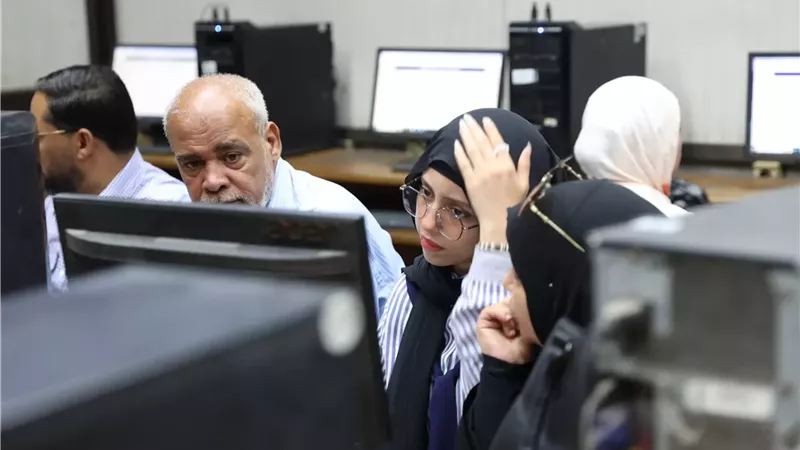 تنسيق المرحلة الأولي