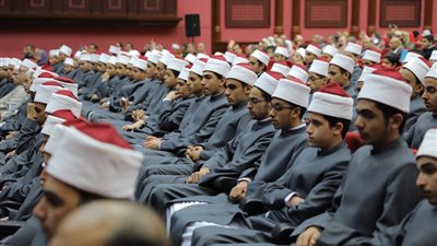 هل يحق لطلاب الأزهر الالتحاق بالجامعات الحكومية 2025؟