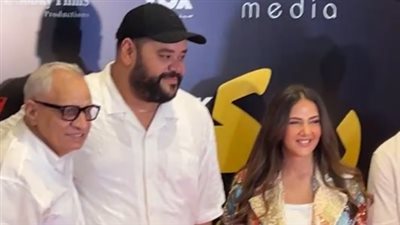 نجوم الفن يحتفلون بـ العرض الخاص لفيلم روكي الغلابة (صور)