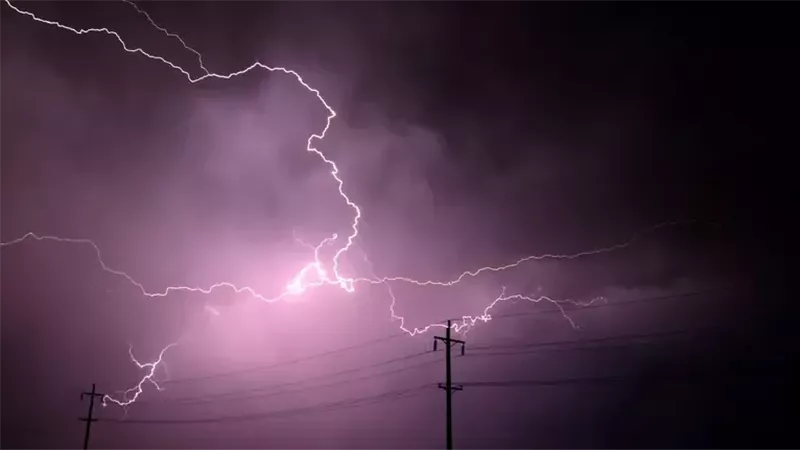 أمطار رعدية