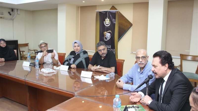 ندوة المهرجان القومي