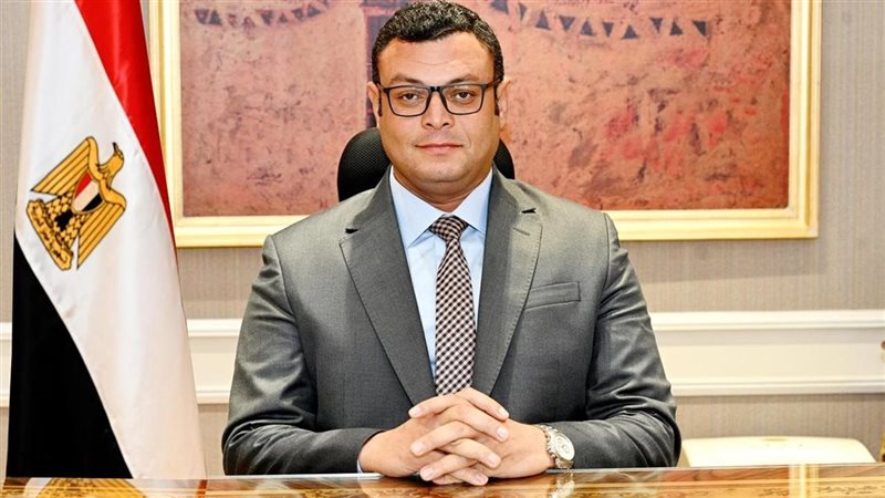 وزير الإسكان يتابع
