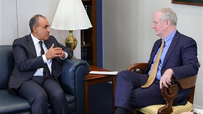 الأوضاع الكارثية في غزة على طاولة وزير الخارجية وسيناتور أمريكي