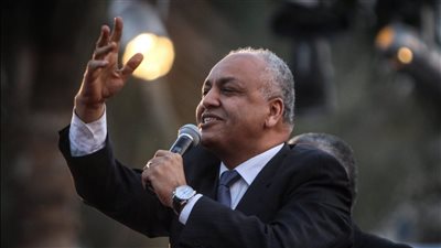 مصطفى بكري للرئيس السيسي: الخونة يوجهون سهامهم المسمومة ضدك وضد الوطن