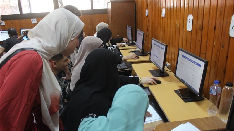 برواتب تبدأ من 10