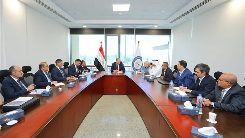 اجتماع موسع بوزارة