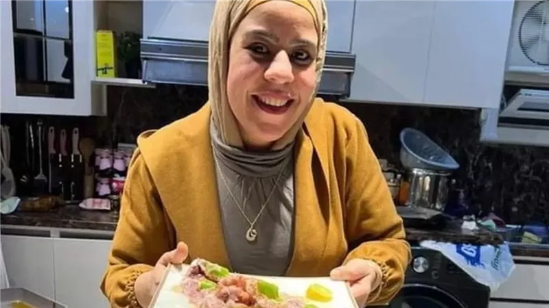 من هي البلوجر أم