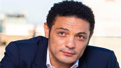 محمد الباز: القبض على محمد علي في إسبانيا وترحيله مصير كل خائن 