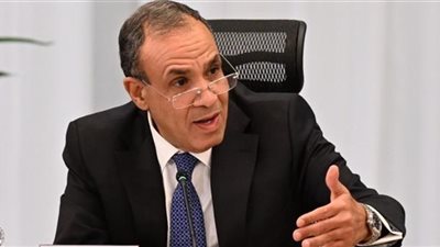 رسالة حاسمة من وزير الخارجية خلال لقائه مع مجموعة الحكماء العالمية