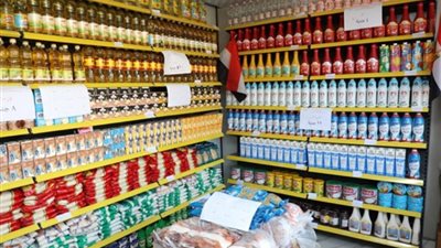 شعبة المستوردين والمصدرين: خفض الأسعار بدأ فعليًا.. والدولار كلمة السر