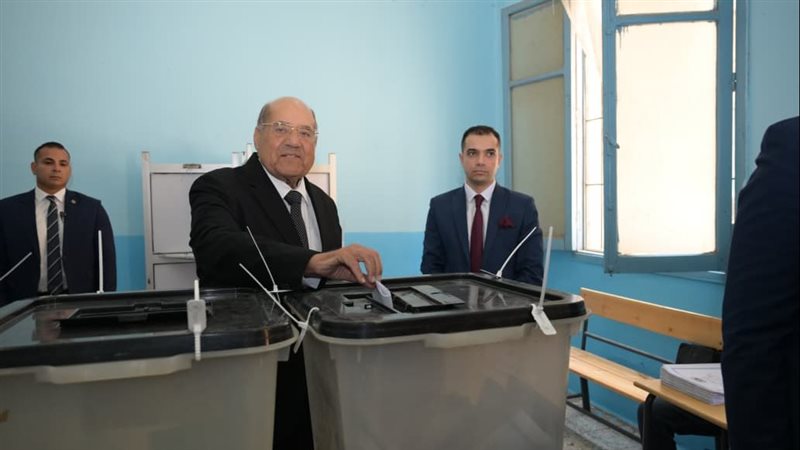 وزير الطيران ورئيس