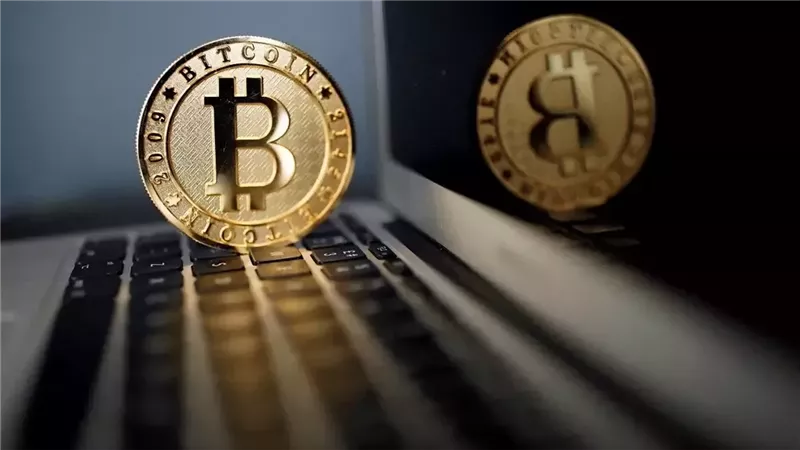 تقلبات على البيتكوين