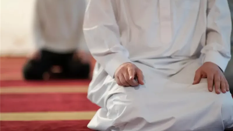 حكم ترك صلاة الجمعة