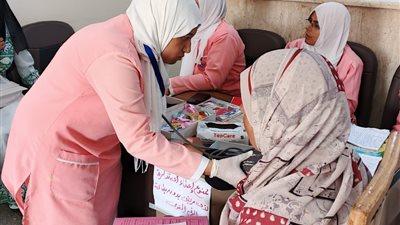 في 26 يومًا، حملة 100 يوم صحة تقدم 40 مليونًا و77 ألف خدمة طبية مجانية