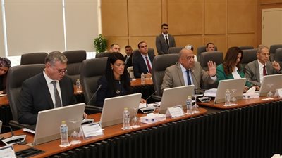 اجتماع حكومي موسع برئاسة وزير الكهرباء لمناقشة دعم المشروعات الصناعية بالطاقة
