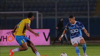 التعادل السلبي يحسم الشوط الأول بين بيراميدز والإسماعيلي في الدوري المصري