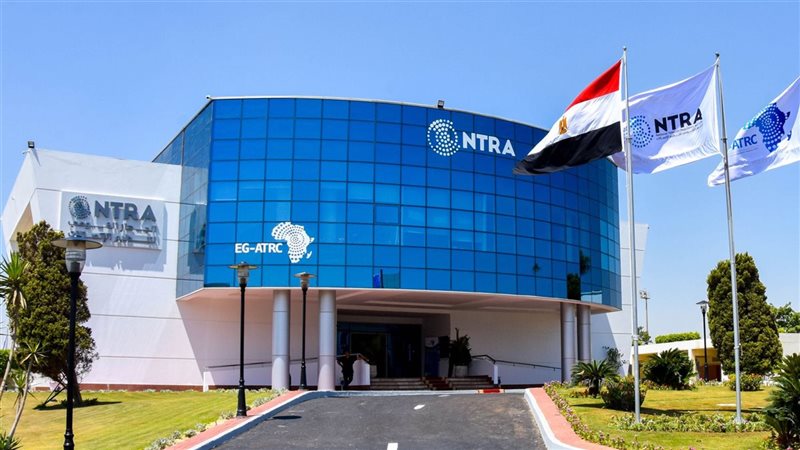 القبض بالدولار، فرص